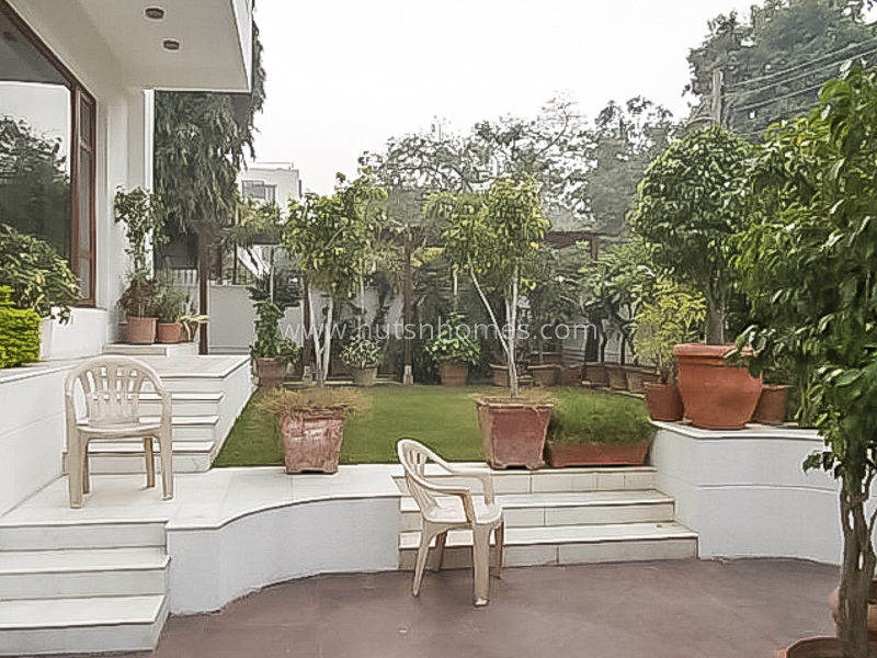 7 BHK House For Rent in Panchsheel Park