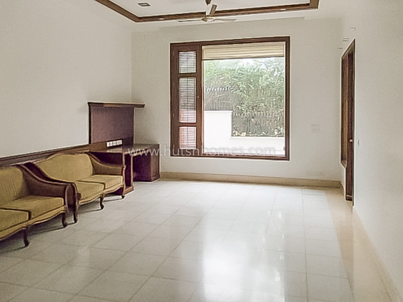 7 BHK House For Rent in Panchsheel Park