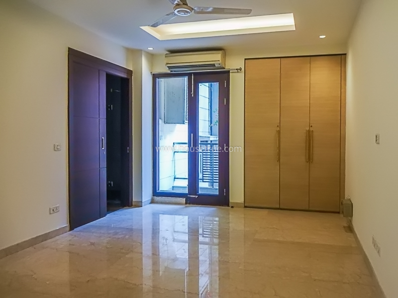 4 BHK Flat For Rent in Panchsheel Park