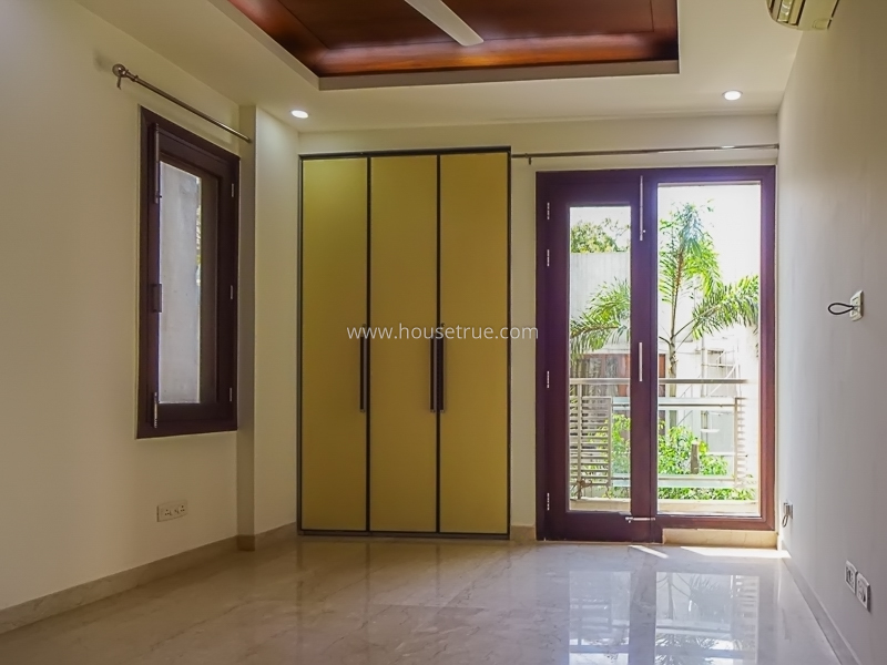 4 BHK Flat For Rent in Panchsheel Park