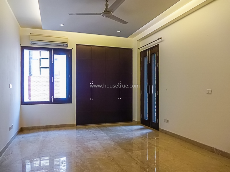 4 BHK Flat For Rent in Panchsheel Park