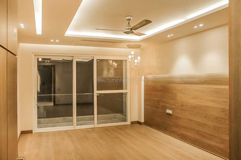 4 BHK Flat For Rent in Panchsheel Park