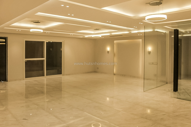 4 BHK Flat For Rent in Panchsheel Park