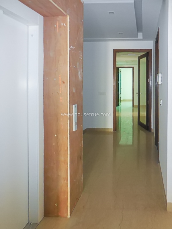 4 BHK Flat For Rent in Panchsheel Park