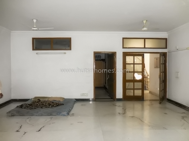 3 BHK Flat For Rent in DLF City Phase - 3