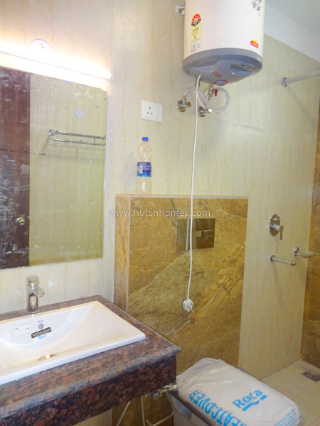 4 BHK Flat For Sale in Gulmohar Park