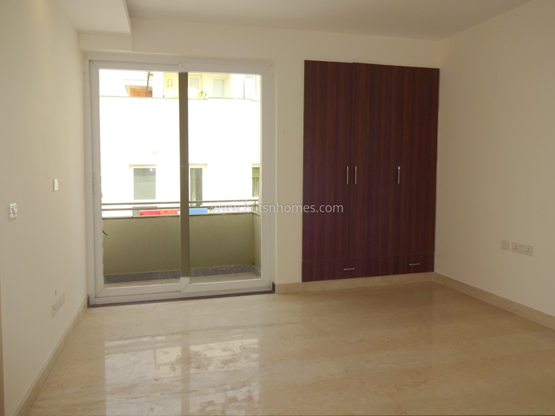 4 BHK Flat For Sale in Gulmohar Park