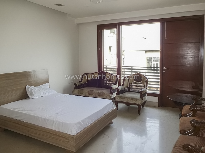 4 BHK Flat For Sale in New Friends Colony