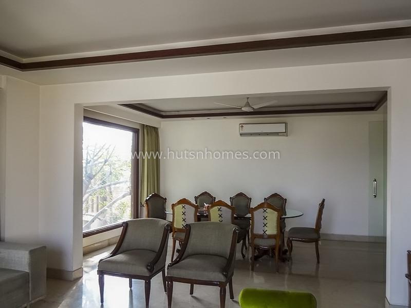 4 BHK Flat For Sale in New Friends Colony