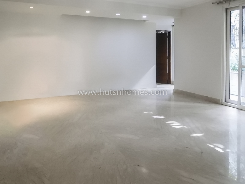 4 BHK Duplex For Sale in Panchsheel Park