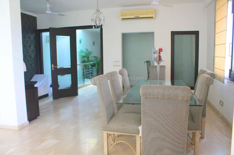 7 BHK House For Sale in Neeti Bagh