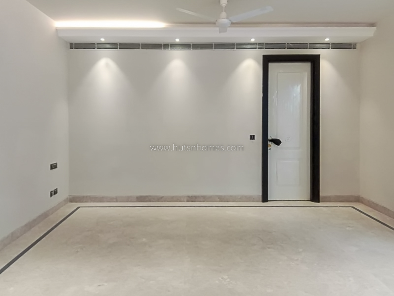 4 BHK Builder Floor For Sale in Vasant Vihar