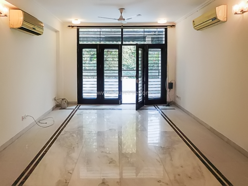 3 BHK Flat For Rent in Defence Colony