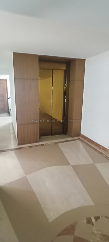 5 BHK Duplex For Sale in May Fair Garden