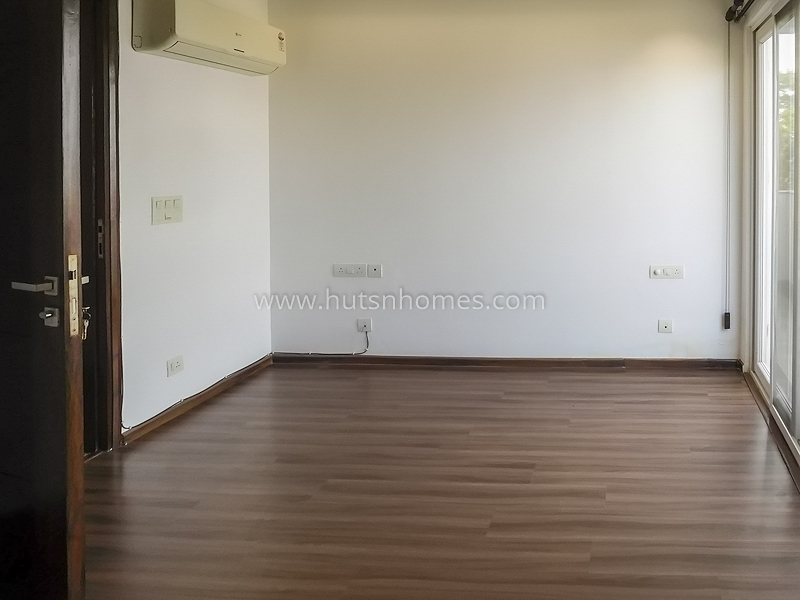 4 BHK Builder Floor For Sale in Defence Colony