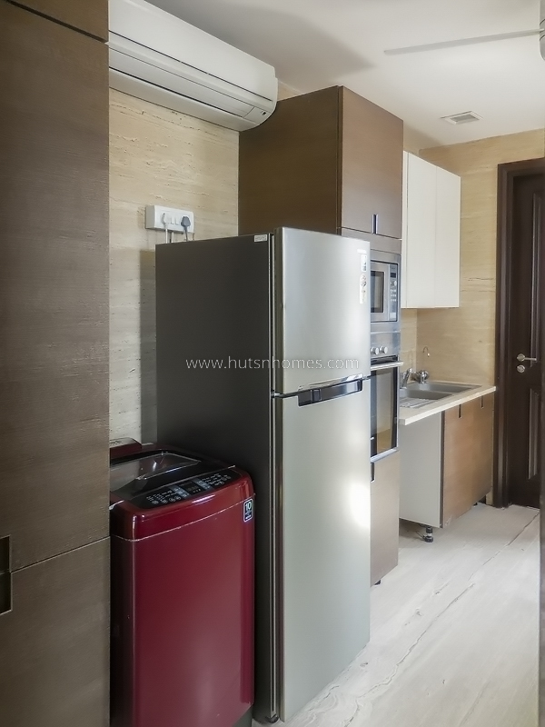 3 BHK Flat For Sale in Chanakyapuri