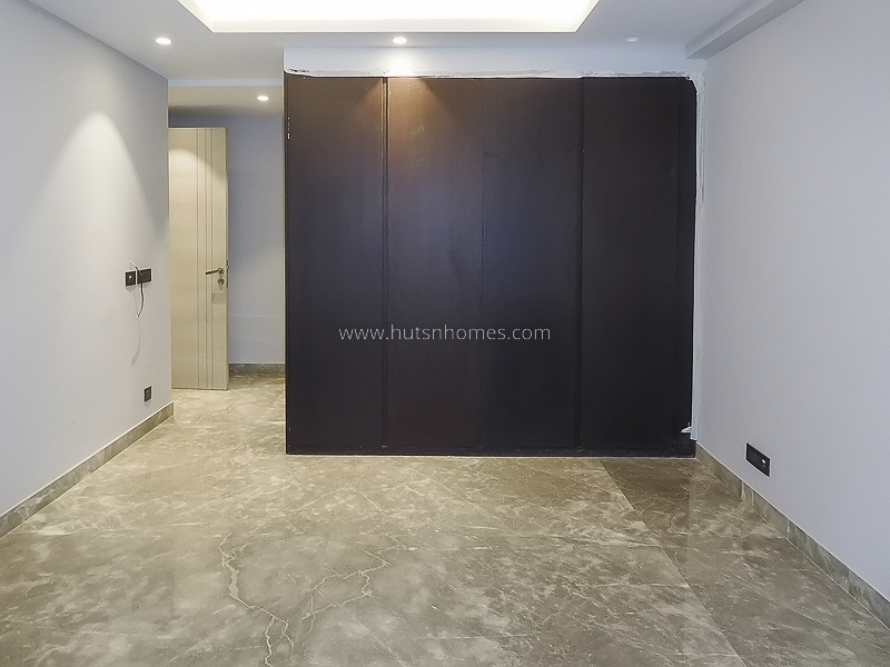 3 BHK Duplex For Sale in Panchsheel Park