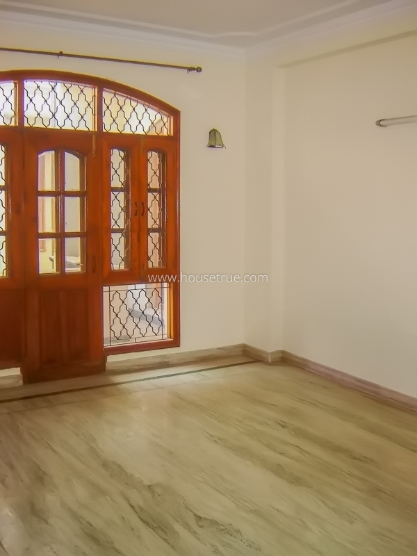 4 BHK Flat For Rent in Green Park Extension