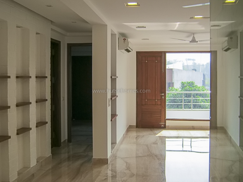 4 BHK Builder Floor For Sale in Navjeevan Vihar