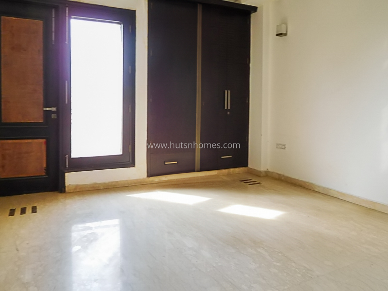 4 BHK Builder Floor For Sale in New Friends Colony