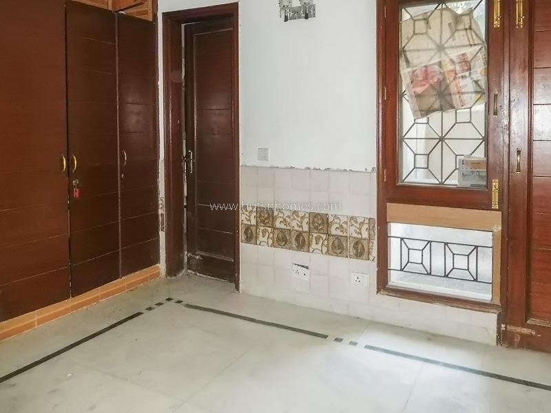 12 BHK House For Sale in Hemkunth Colony