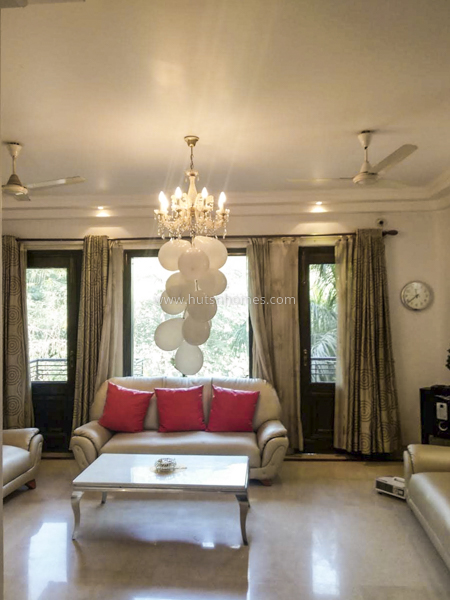 4 BHK Flat For Sale in Shanti Niketan