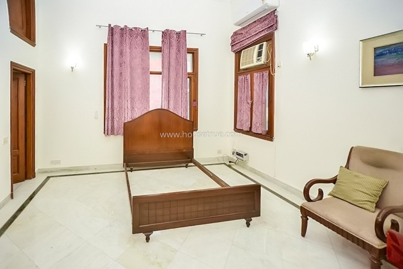 4 BHK Flat For Rent in Sundar Nagar