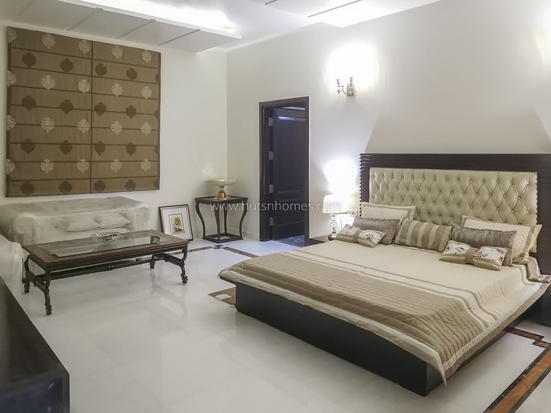 10 BHK House For Sale in Defence Colony