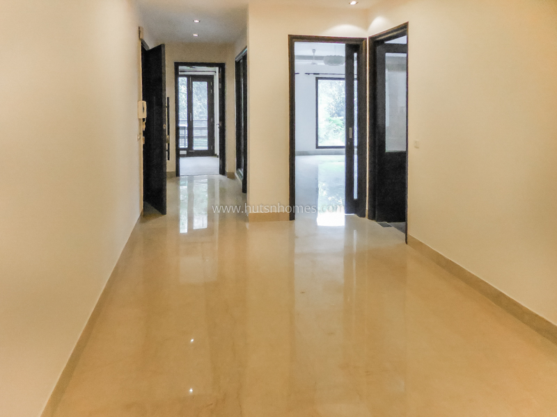 3 BHK Flat For Sale in Anand Niketan