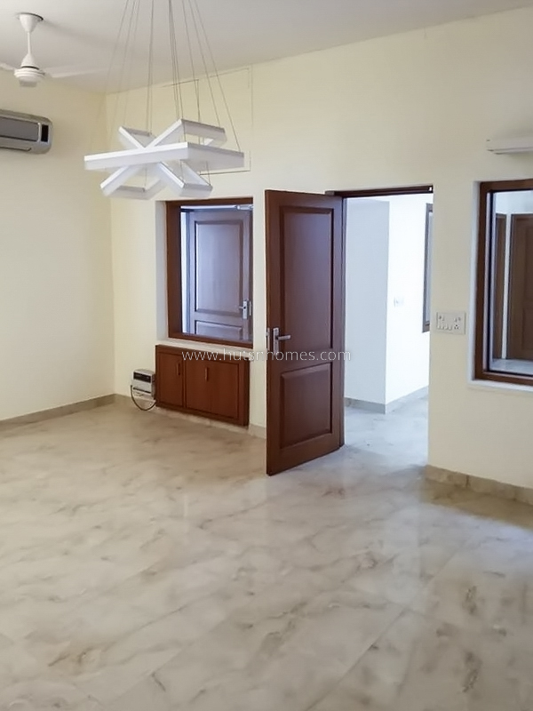 7 BHK House For Sale in Sarvodaya Enclave