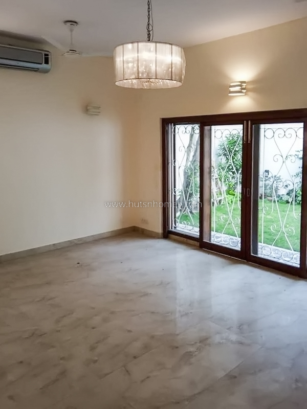 7 BHK House For Sale in Sarvodaya Enclave