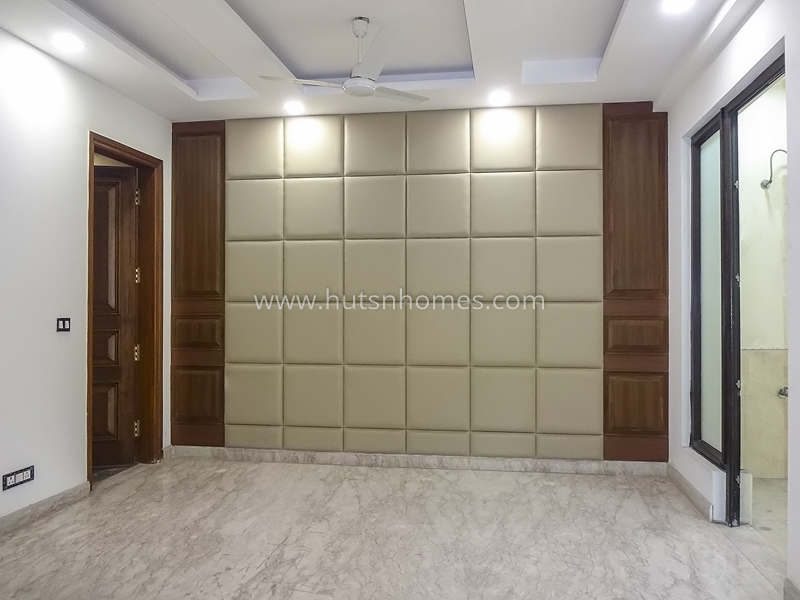 4 BHK Flat For Sale in South Extension 2