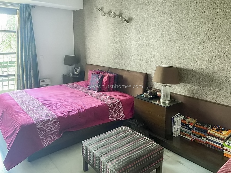 4 BHK Flat For Sale in Sukhdev Vihar