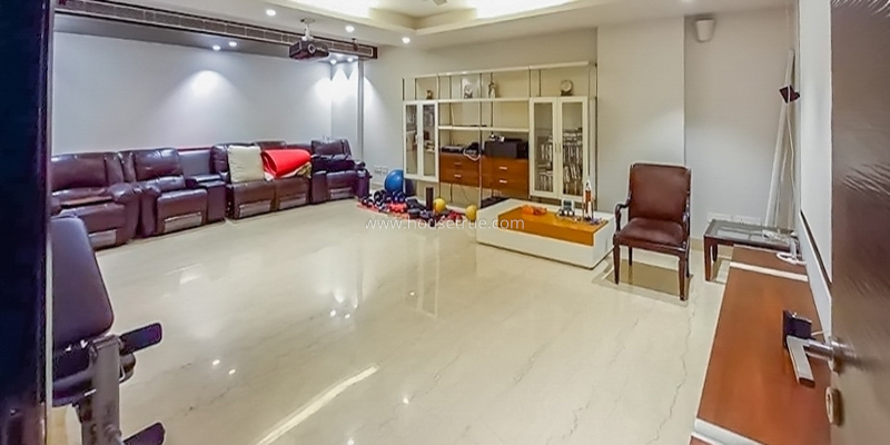 4 BHK Duplex For Rent in Vasant Vihar