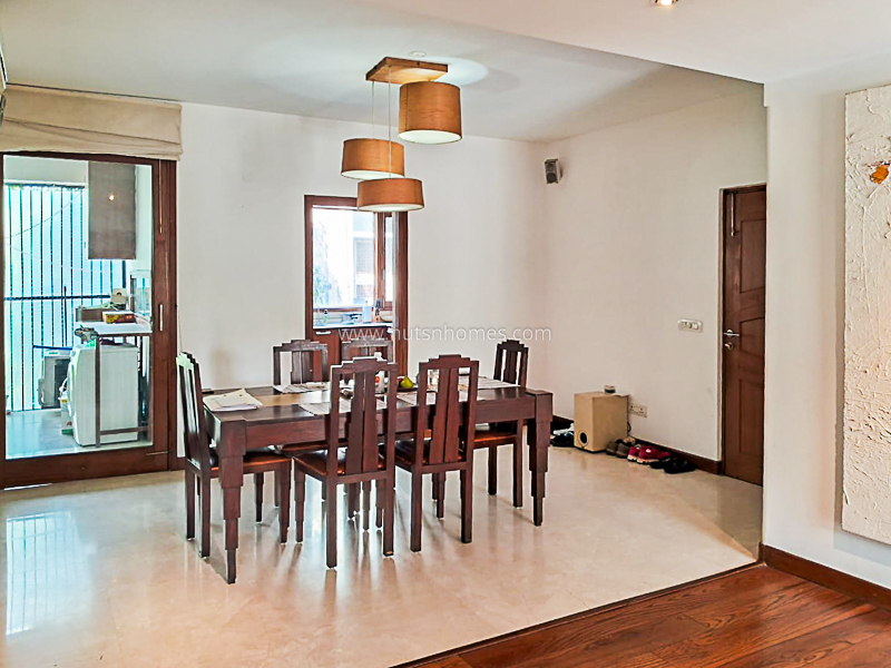 3 BHK Flat For Rent in Defence Colony