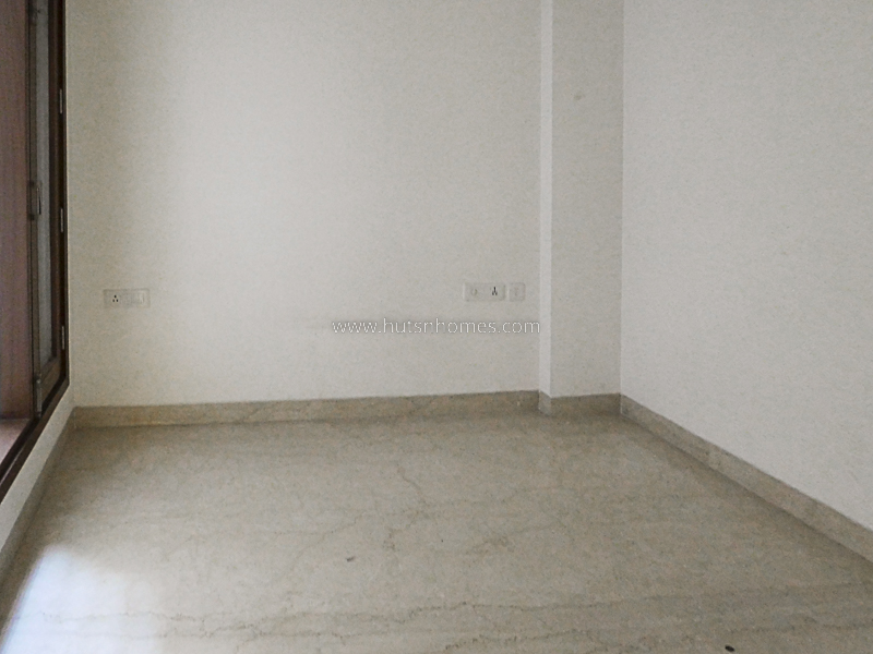 4 BHK Flat For Sale in Greater Kailash Part 1