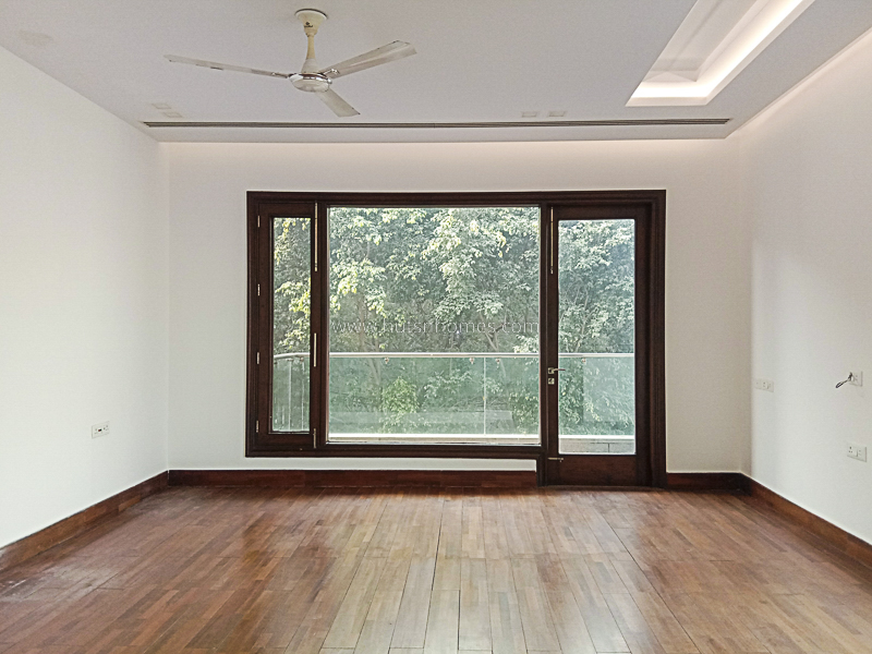 5 BHK Farm House For Sale in Gadaipur