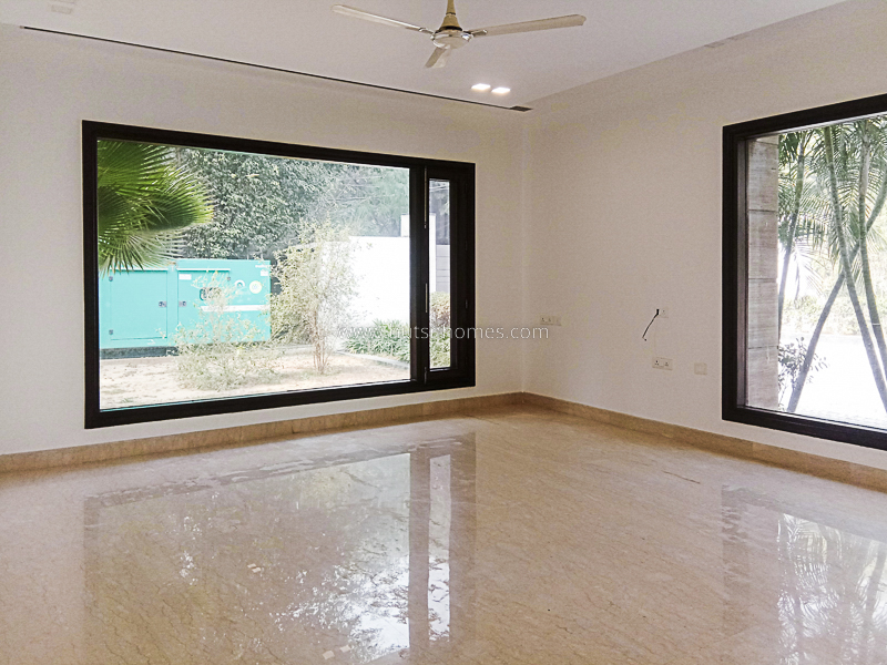 5 BHK Farm House For Sale in Gadaipur