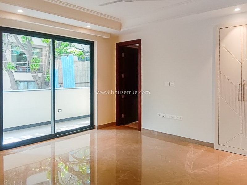 4 BHK Duplex For Rent in Shanti Niketan