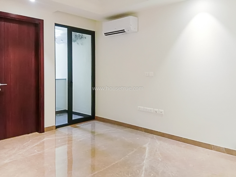 4 BHK Duplex For Rent in Shanti Niketan