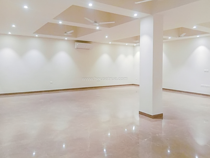 4 BHK Duplex For Rent in Shanti Niketan