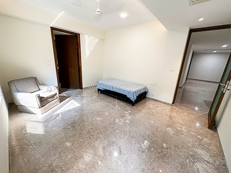 3 BHK Builder Floor For Rent in Defence Colony