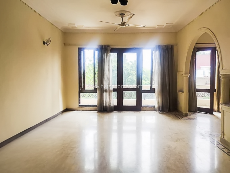 4 BHK Flat For Sale in Vasant Vihar