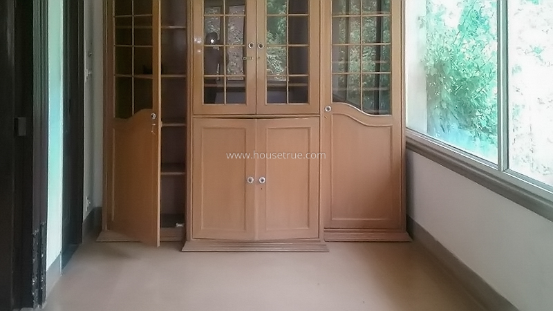 3 BHK House For Rent in Chanakyapuri