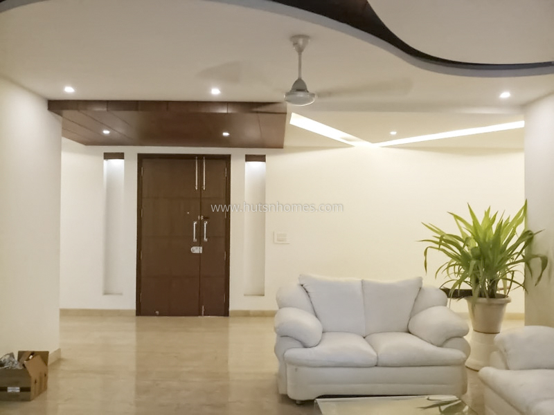 5 BHK Flat For Sale in Greater Kailash Part 1