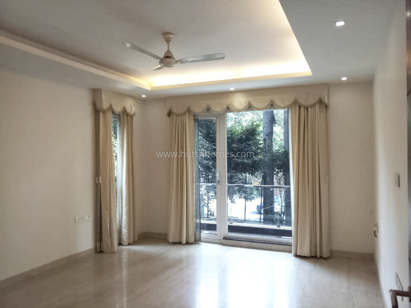 5 BHK Flat For Sale in Greater Kailash Part 1