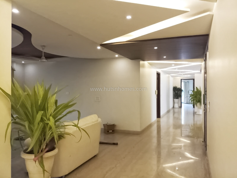 5 BHK Flat For Sale in Greater Kailash Part 1