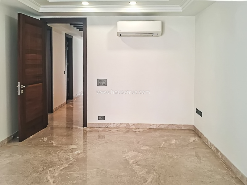 4 BHK Builder Floor For Sale in Friends Colony East