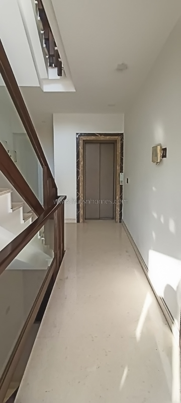 4 BHK House For Sale in Aradhna Enclave