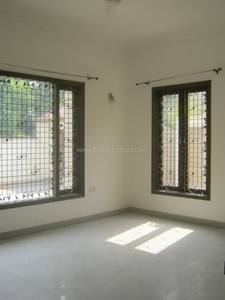 5 BHK Farm House For Sale in Vasant Kunj